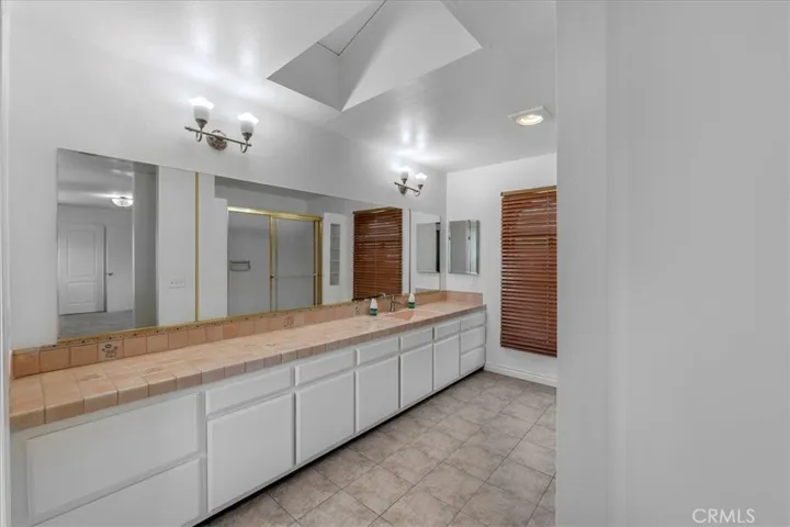 1128 S Parton, Santa Ana, California 92707