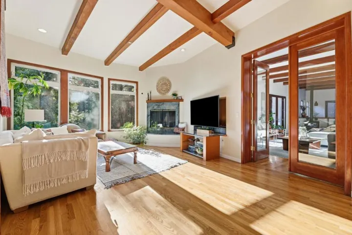23185 Old Santa Cruz Highway, Los Gatos, California 95033