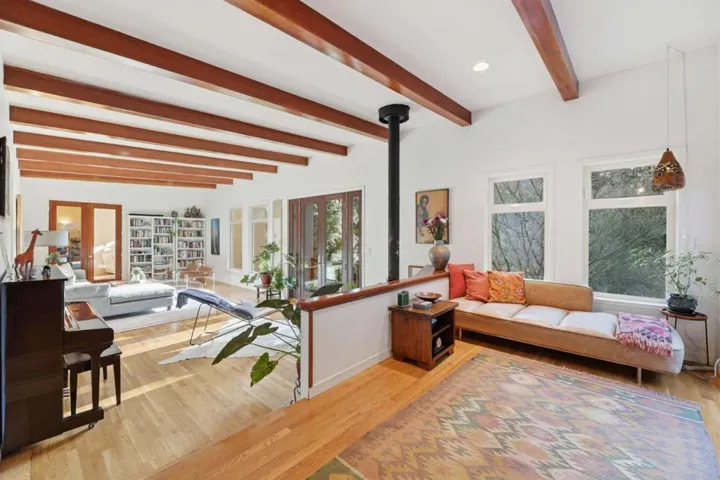 23185 Old Santa Cruz Highway, Los Gatos, California 95033