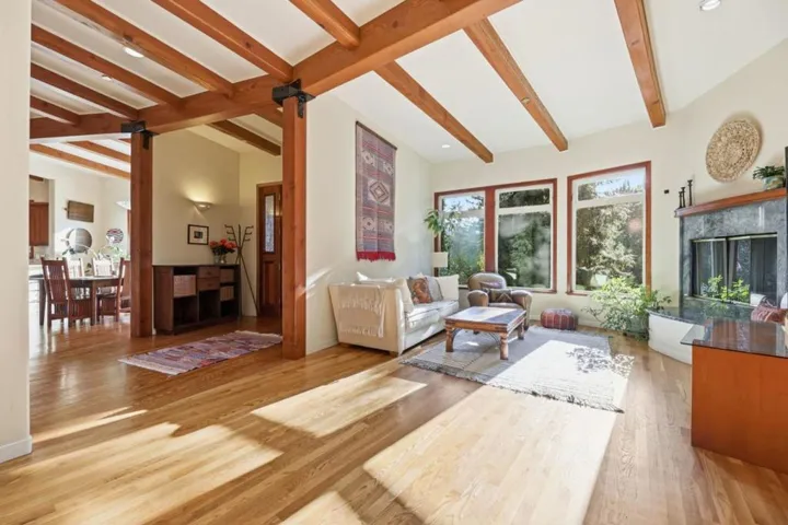 23185 Old Santa Cruz Highway, Los Gatos, California 95033