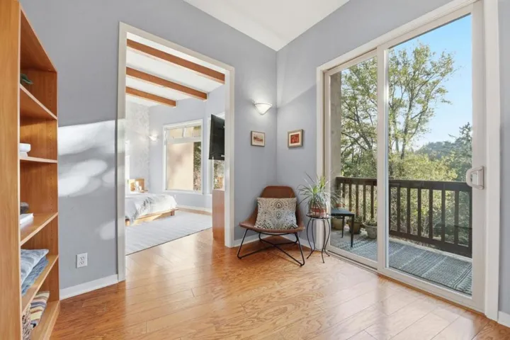 23185 Old Santa Cruz Highway, Los Gatos, California 95033