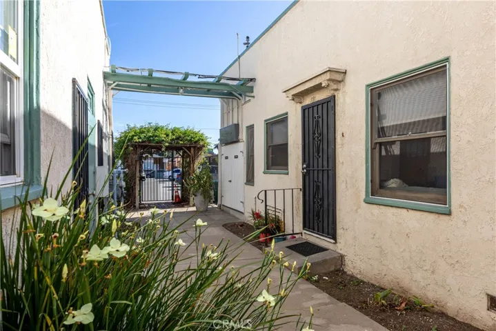 1738 E 4th Street 15, Long Beach, California 90802