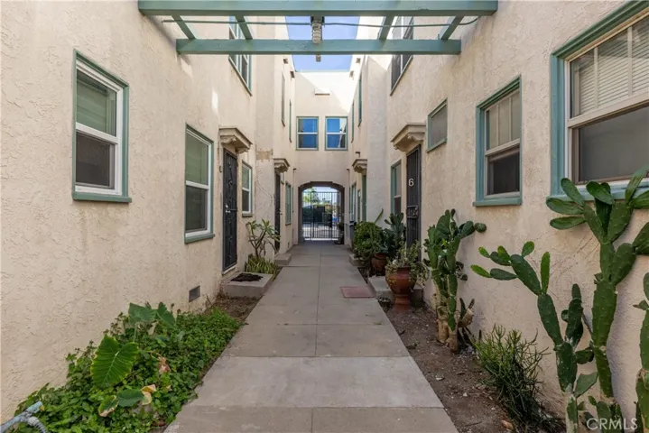 1738 E 4th Street 15, Long Beach, California 90802