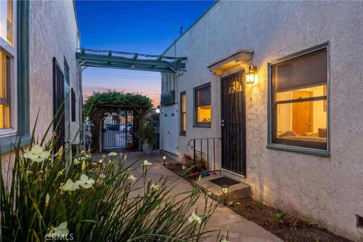 1738 E 4th Street 15, Long Beach, California 90802