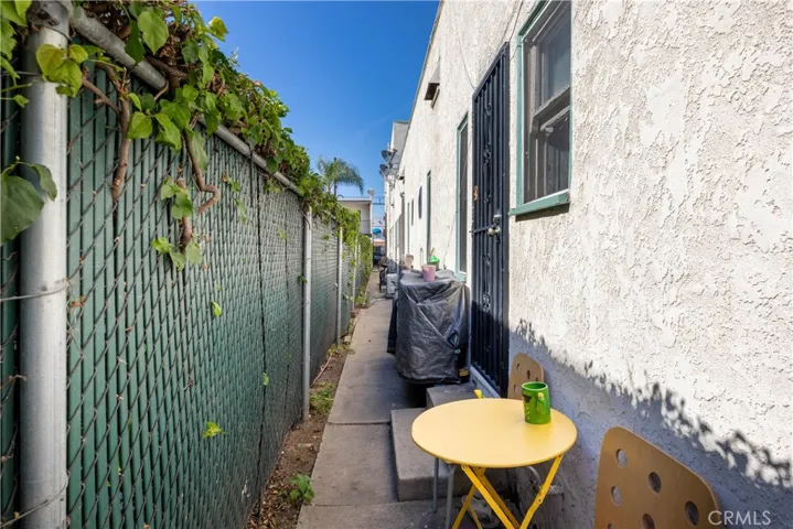 1738 E 4th Street 15, Long Beach, California 90802