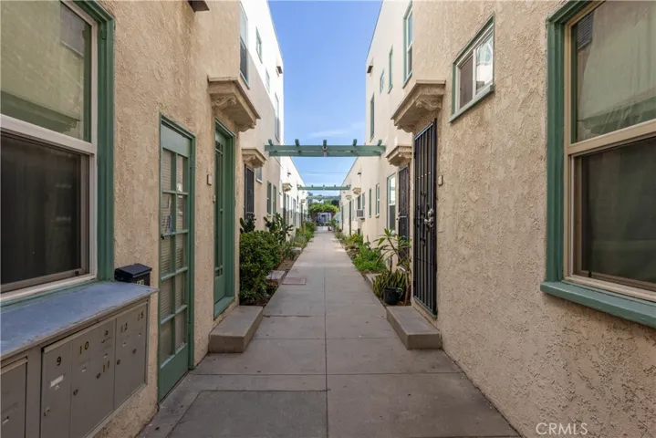 1738 E 4th Street 15, Long Beach, California 90802