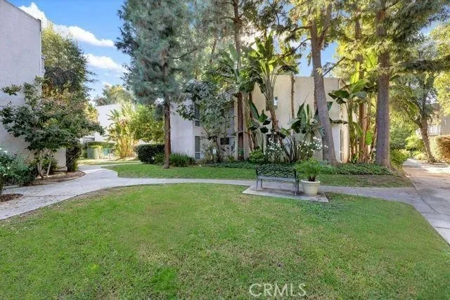 20134 Leadwell 337, Winnetka, California 91306