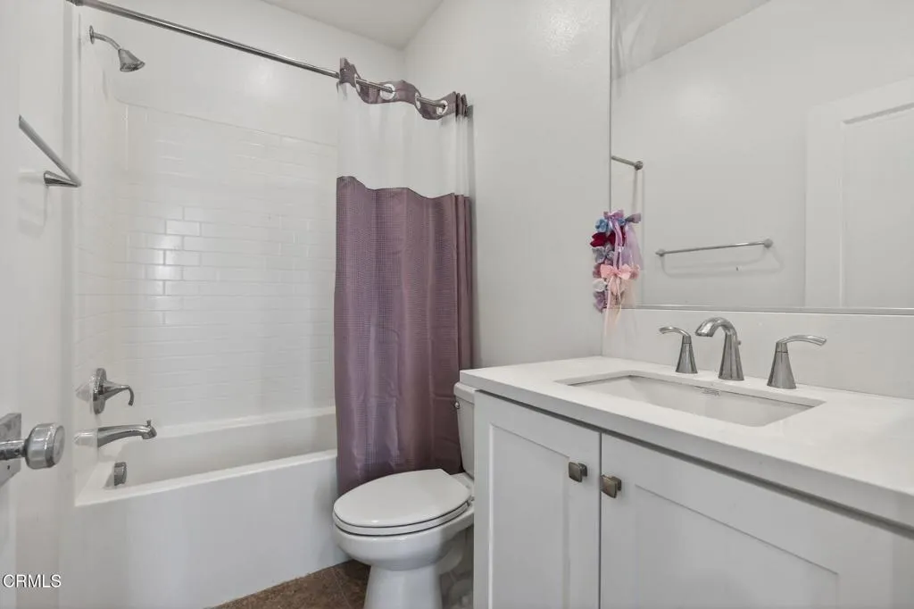 29-web-or-mls-Upmarketmedia_562Kum-099