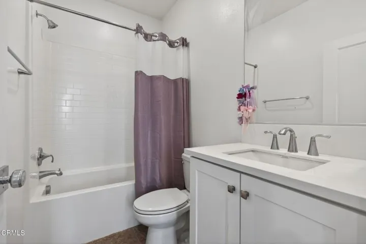 29-web-or-mls-Upmarketmedia_562Kum-099