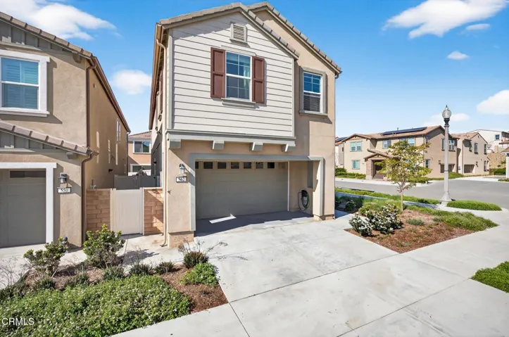 3-web-or-mls-Upmarketmedia_562Kum-009
