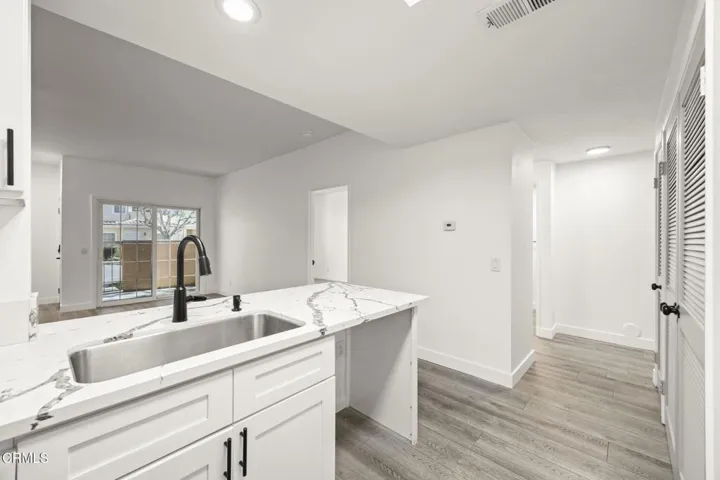16-web-or-mls-SeaoroStudios-2065B027