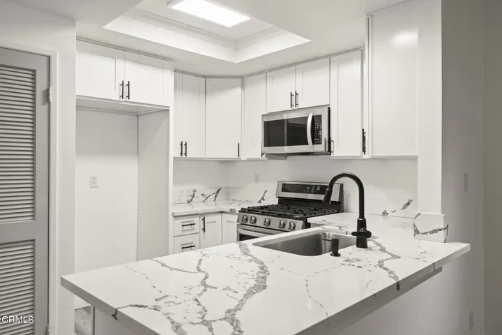14-web-or-mls-SeaoroStudios-2065B021
