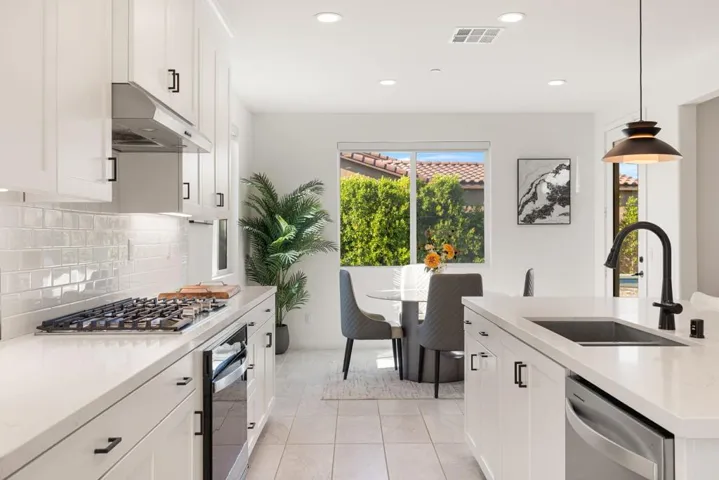 35-web-or-mls-8M4A7647