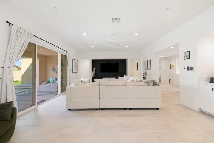 38-web-or-mls-8M4A7632