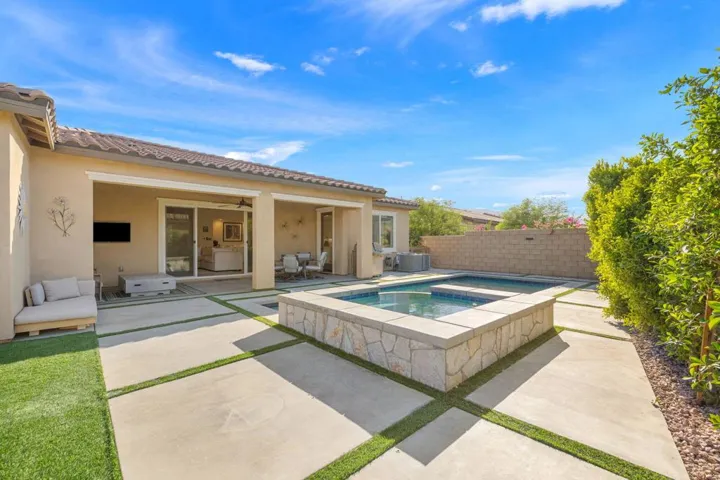 21-web-or-mls-8M4A7742