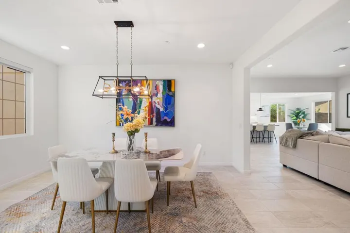 52-web-or-mls-8M4A7552