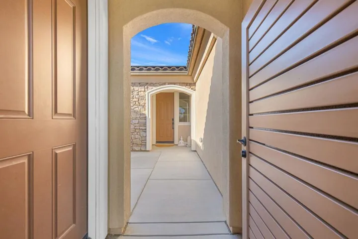 12-web-or-mls-8M4A7792