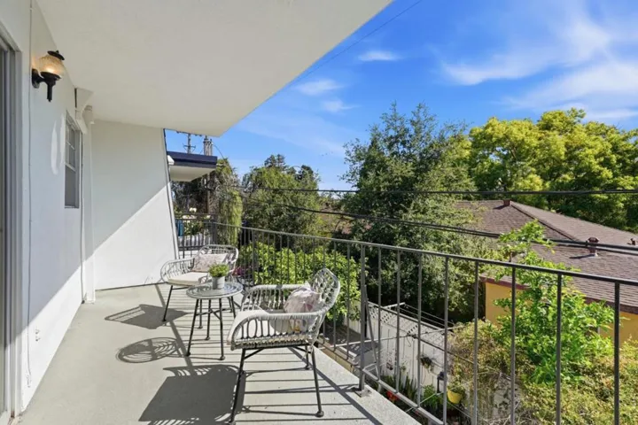 1915 Mount Vernon Court 16, Mountain View, California 94040