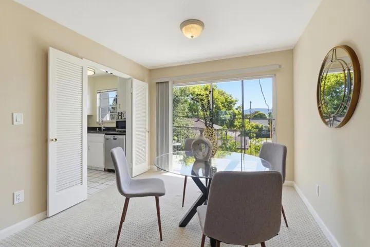 1915 Mount Vernon Court 16, Mountain View, California 94040
