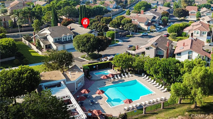 41 Hermosa, Irvine, California 92620