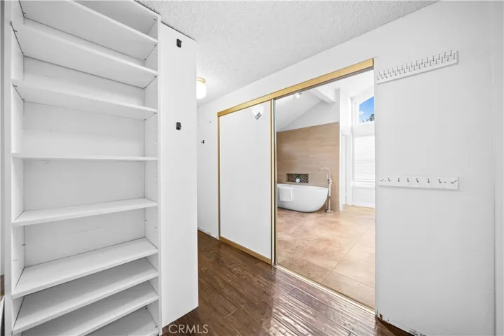 41 Hermosa, Irvine, California 92620