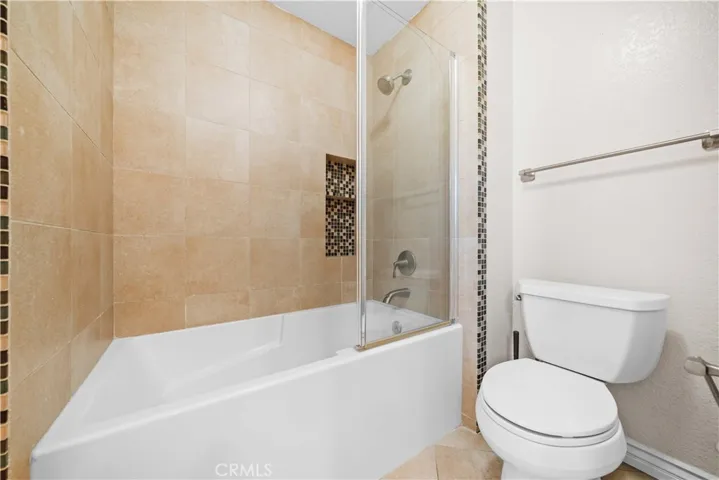 41 Hermosa, Irvine, California 92620