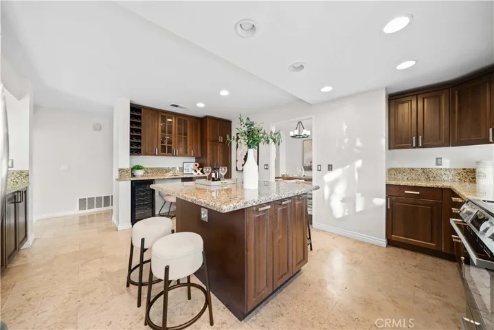 41 Hermosa, Irvine, California 92620
