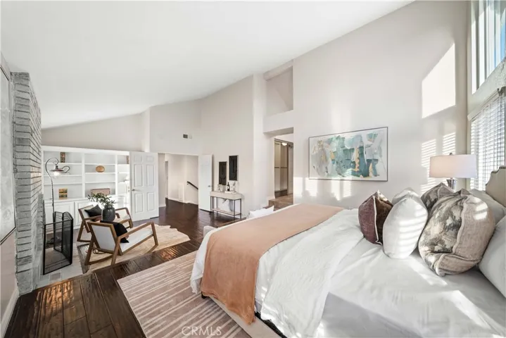 41 Hermosa, Irvine, California 92620