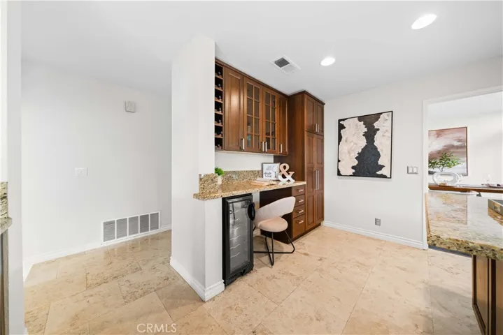 41 Hermosa, Irvine, California 92620