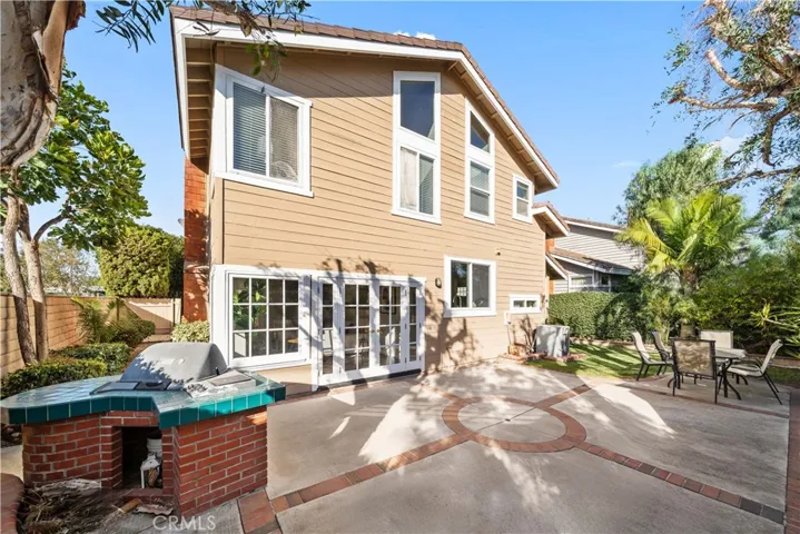 41 Hermosa, Irvine, California 92620