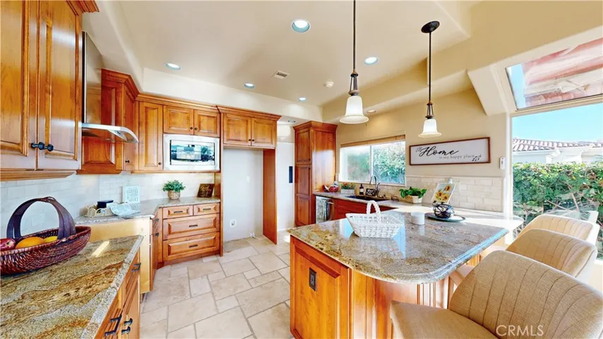 1624 Caminito Solidago, La Jolla, California 92037