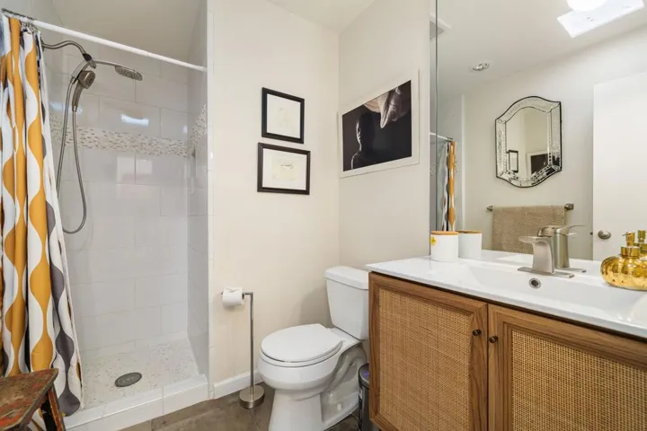 43-web-or-mls-AMLakes_OPMG_0126_043