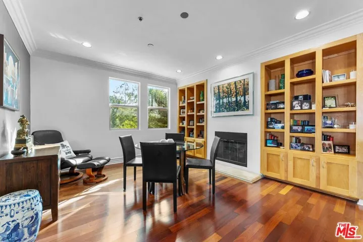 850 N Croft Avenue 302, Los Angeles, California 90069