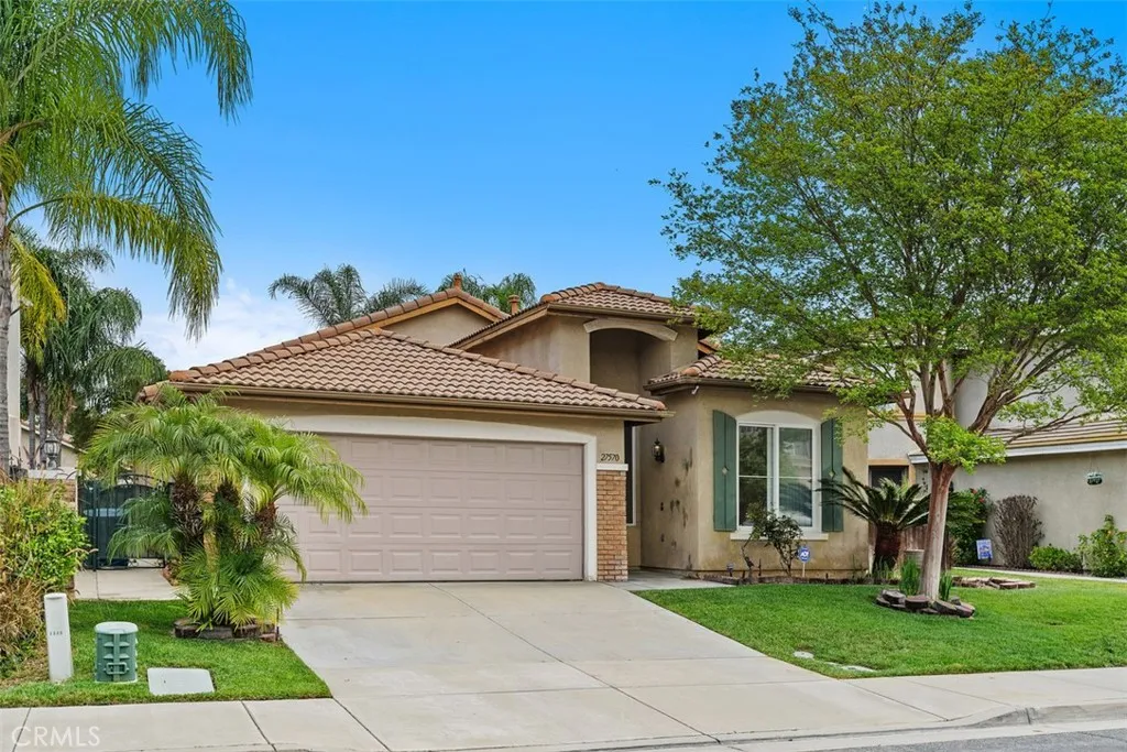 It's rare to find an affordable single story home with so much interior living space.