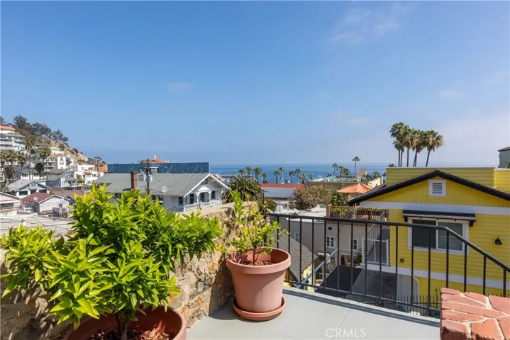 209 E Whittley, Avalon, California 90704
