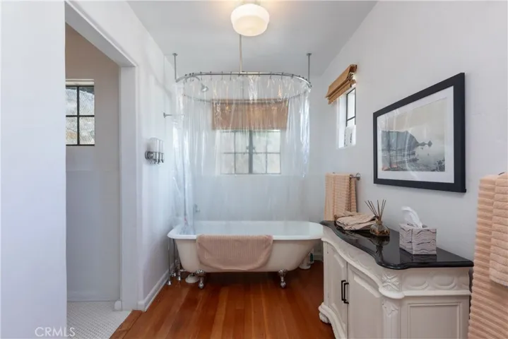 209 E Whittley, Avalon, California 90704