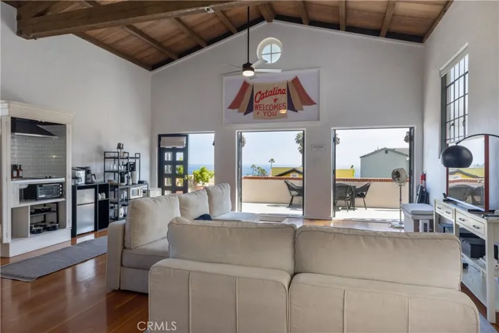 209 E Whittley, Avalon, California 90704