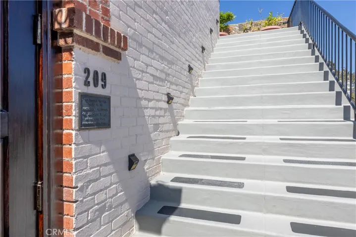 209 E Whittley, Avalon, California 90704