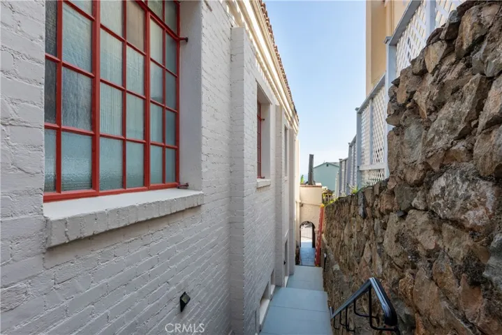 209 E Whittley, Avalon, California 90704