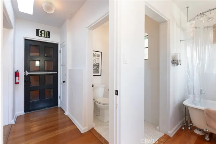 209 E Whittley, Avalon, California 90704
