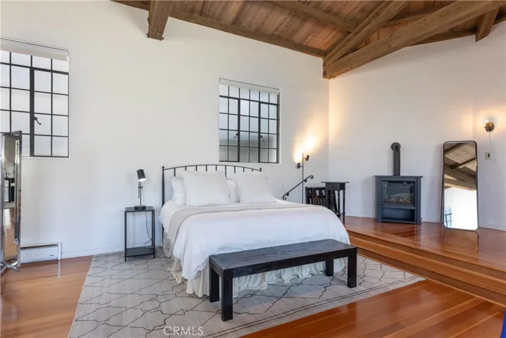 209 E Whittley, Avalon, California 90704