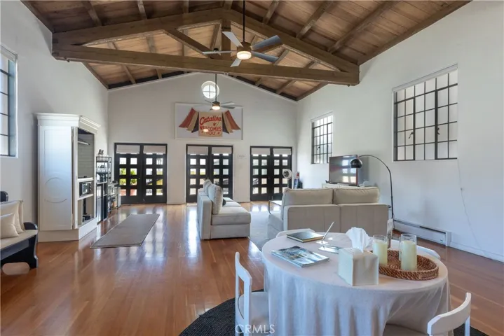 209 E Whittley, Avalon, California 90704