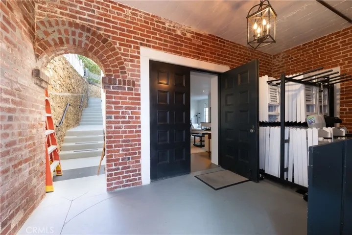 209 E Whittley, Avalon, California 90704