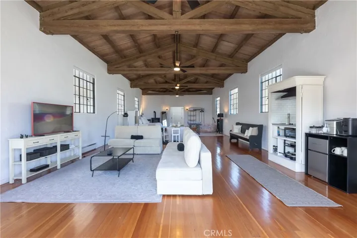 209 E Whittley, Avalon, California 90704