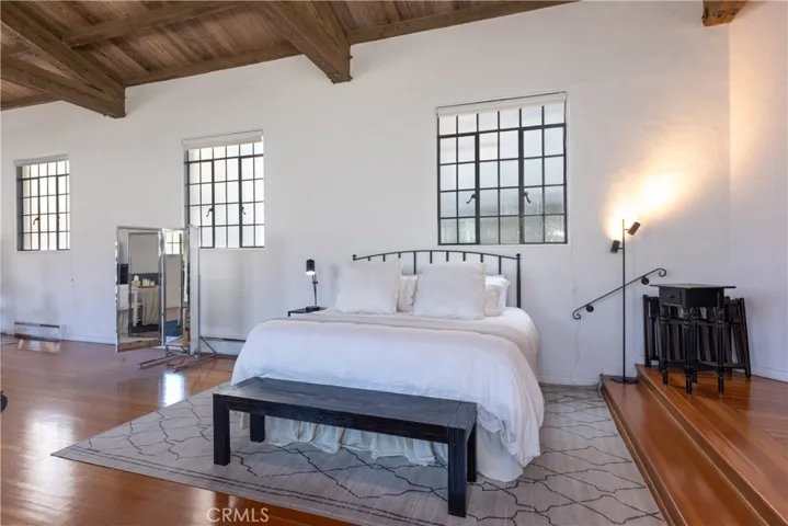 209 E Whittley, Avalon, California 90704