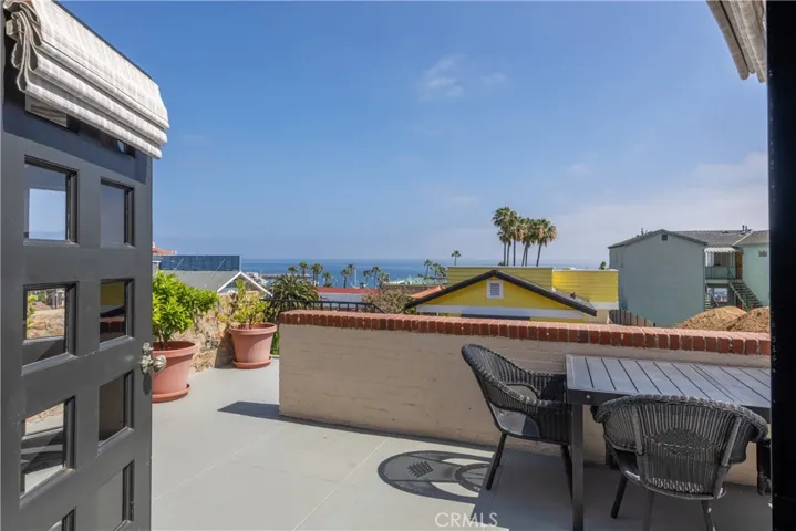 209 E Whittley, Avalon, California 90704