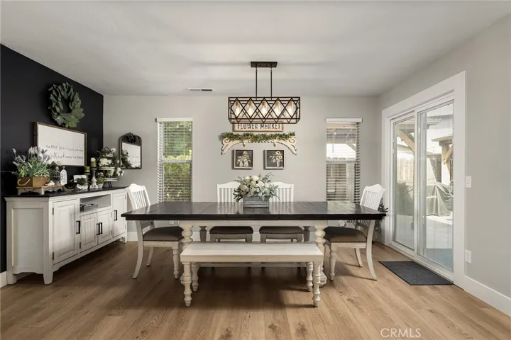 1060 Gateway Lane, Chico, California 95926
