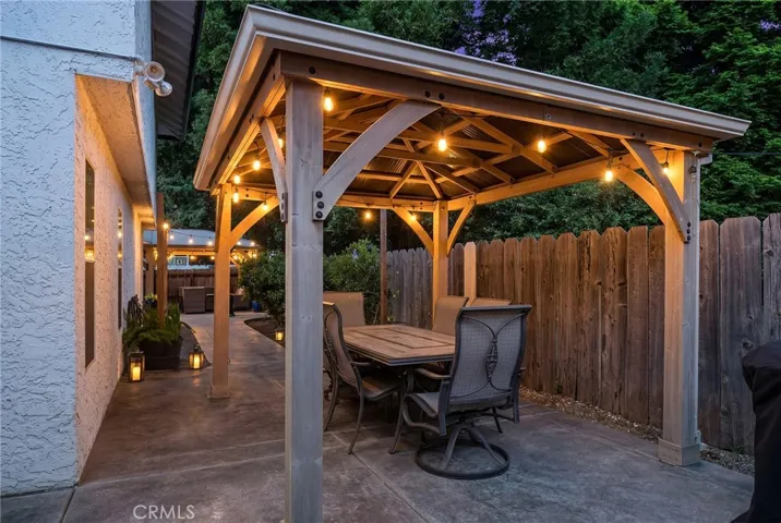1060 Gateway Lane, Chico, California 95926