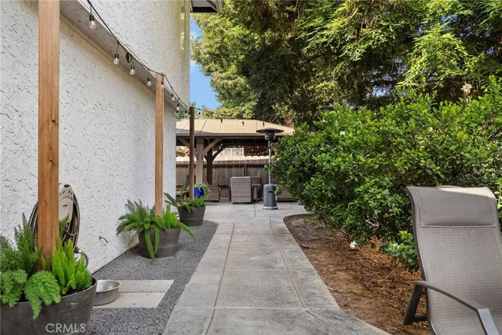 1060 Gateway Lane, Chico, California 95926