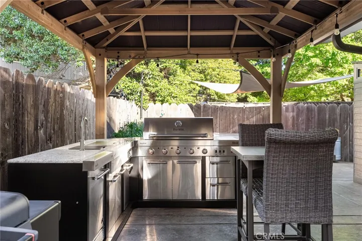 1060 Gateway Lane, Chico, California 95926